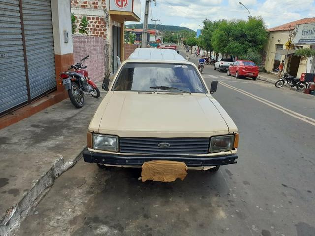 Vendo Ford pampa 86 em dias so pra transferir