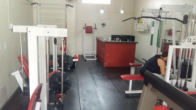 Vendo todos aparelhos de musculação - Foto 3