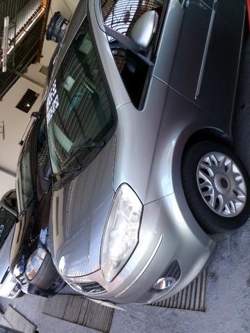 Fiat Idea atractive 1.4 completa 12/12 vendo ou troco - Foto 10