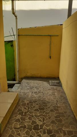 Barracão 3 cômodos + banheiro CANADÁ - Foto 10