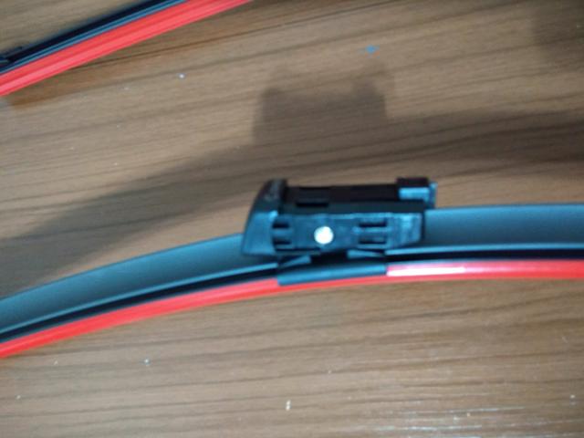 Palheta limpador parabrisa gol Voyage Saveiro vw up - Foto 2
