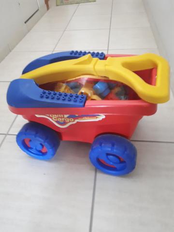 Carrinho Com Haste E Blocos De Montar