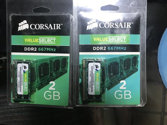 Memória Corsair 2gb DDR2 notebook