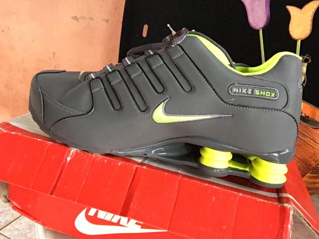 nike shox rivalry 43