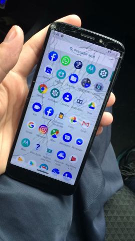 Moto g6 play 32gb biometria,caregador