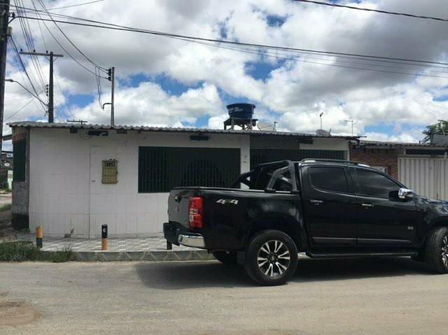 Vendo uma casa