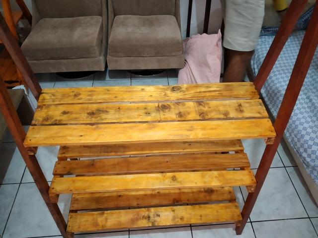 Closet com sapateira em palete