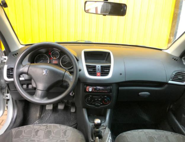Peugeot 207XR 1.4, ano 2011, em excelente estado - Foto 9