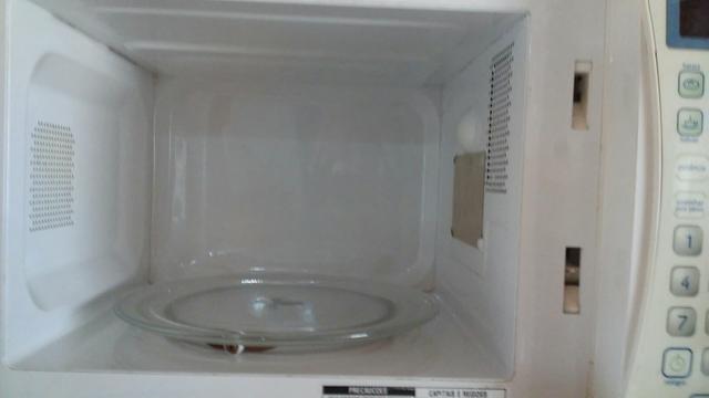 Microondas Cônsul, 110V, 20 litros por 165 00 reais - Foto 2