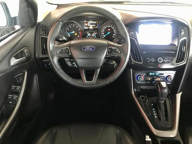 Focus Hatch 2.0 SE Plus 2018 Branco Garantia de Fábrica - Foto 7