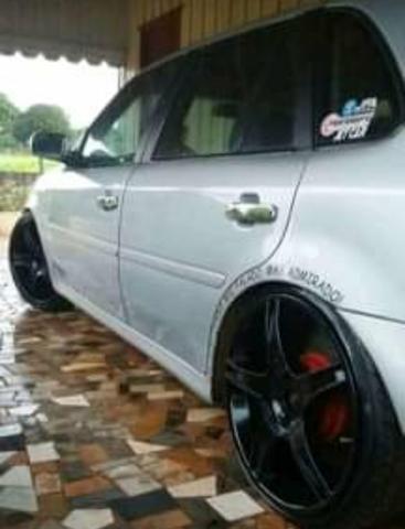 Roda aro 18 com 3 pneus so vendo ou troco por outra