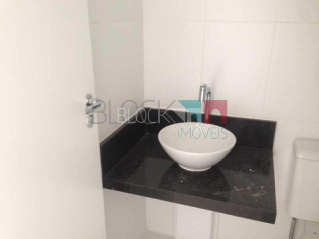 Apartamento para alugar com 3 dormitórios cod:RCAP30295 - Foto 8