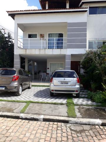 CASA 5/4, 360m2, EM LAURO DE FREITAS CONDOMÍNIO FECHADO OPORTUNIDADE R$ 649.900,00 !!!