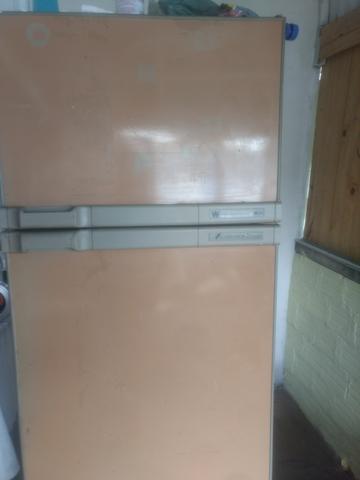 Refrigerador White westinghouse 110W