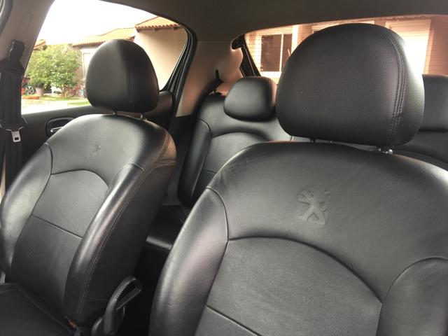 Peugeot 207 XR 1.4 4 portas 2012/2012 Top de linha - Foto 13