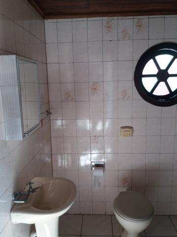 Casa no Pinheirinho p casal sem filhos 600,00 direto c/ Proprietário - Foto 5