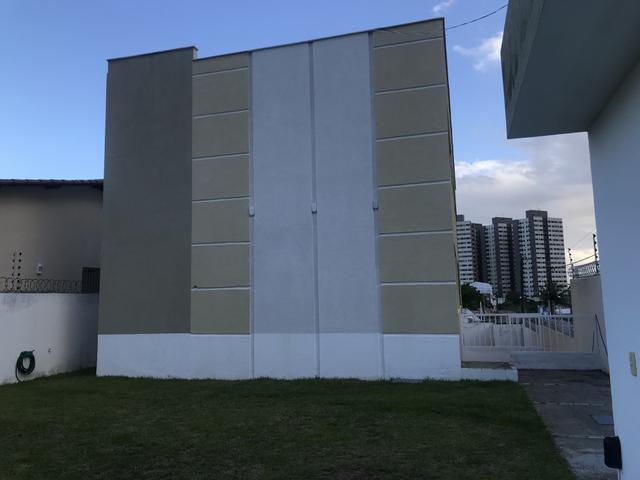 Apto 1/4 novo , mobiliado em ponta negra