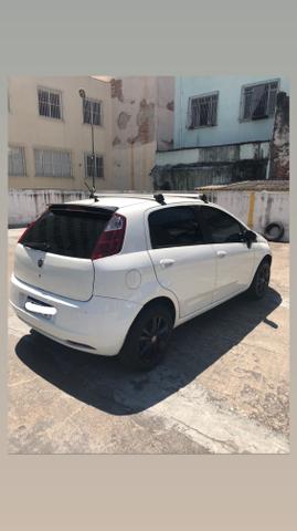 FIAT PUNTO 1.4 flex ACTRATTIVE - Foto 2