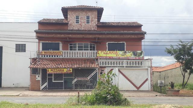 Sobrado urgente vendo pego um imóvel de menor valor - Foto 2