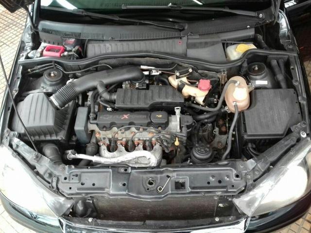 Montana 1.8 sport 8v 2006 preta - Foto 5