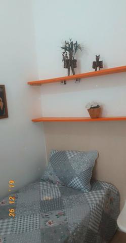 Quarto diisponível para moça - Foto 4