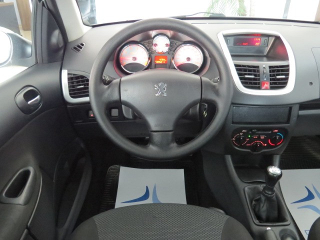 Peugeot 207 1.4 XR Sport Flex 2012 - Foto 5