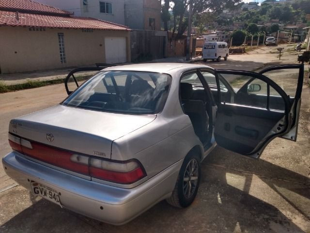 Toyota Corolla le 1.8 completo - Foto 8