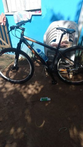 Vendo uma ótima bicicleta