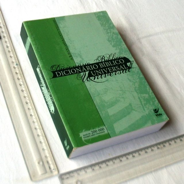 Livro Religioso - Dicionário Bíblico Universal - A.R. Buckland - 2007