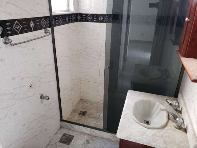 Apartamento 2 Quartos Elevador e Porteiro 24h Cascadura - Foto 13