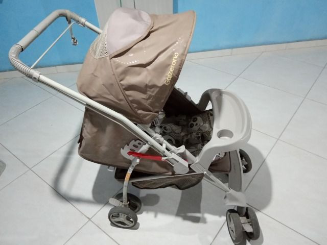 Vendo carrinho de bebê Galzerano - Foto 3