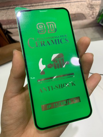 Película Cerâmica Silicone iPhone 11 e iPhone XR - Foto 2