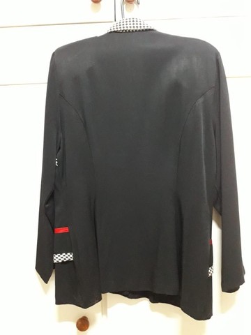 Blaizer Preto em  Viscose  com detalhes. - Foto 2