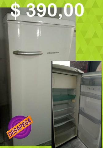 Geladeira Eletrolux semi nova desapega
