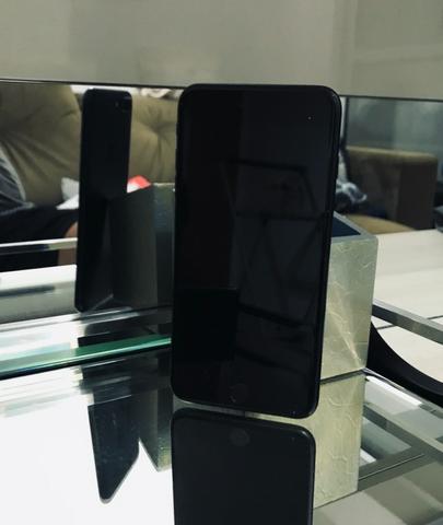 IPhone 7 Plus de 128 gb Preto - Foto 2