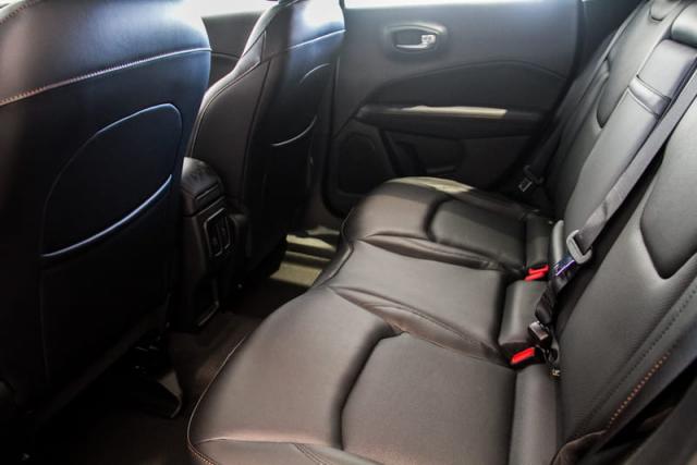 JEEP COMPASS LIMITED 2.0 4X2 FLEX 16V AUT - Foto 16