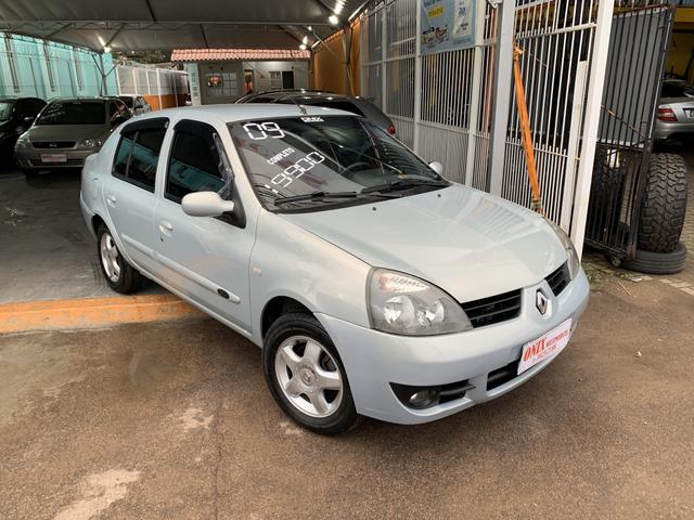 Clio 1.6 privilege sedan completo - Foto 2
