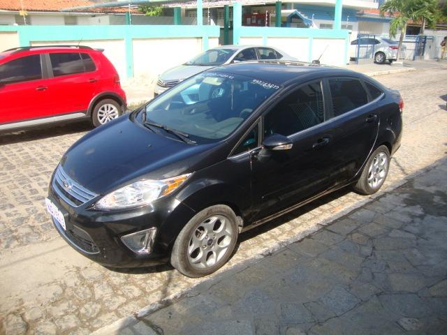 New Fiesta se sedan 1.6 8V Flex 5P