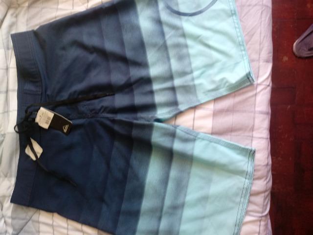 Bermuda Quiksilver 44 Degradê azul listrada - Foto 2