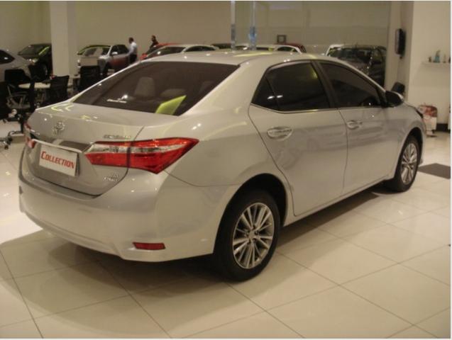Toyota Corolla Altis 2017 Carro Extra - Foto 6