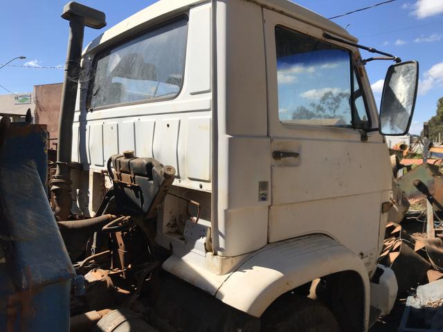 Caminhão Volkswagen 11.130 com munck - Foto 5