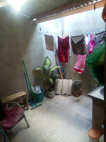 Vende - se casa pra negociar