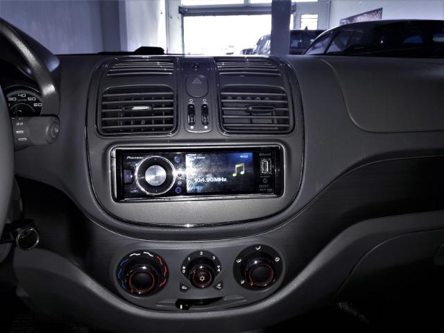 Grand siena essence 1.6 ano 2015 placa i completo roda de liga e som - Foto 7