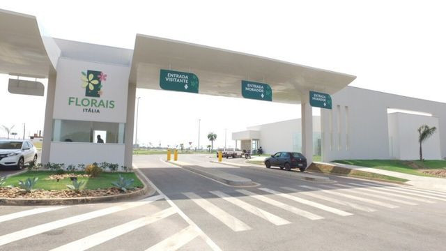 Terreno Florais Italia 456 Quitado e escriturado prox ao Tia Nair