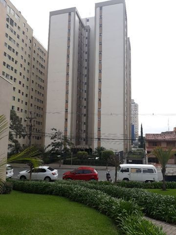 Apartamento mobiliado de 3 dormitórios próximo ao Jardim Botânico