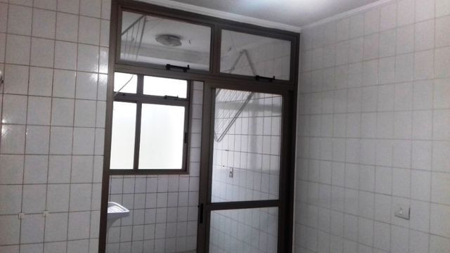 Apartamento 3 quartos suite com sacada Guaruja Tombo - Foto 8