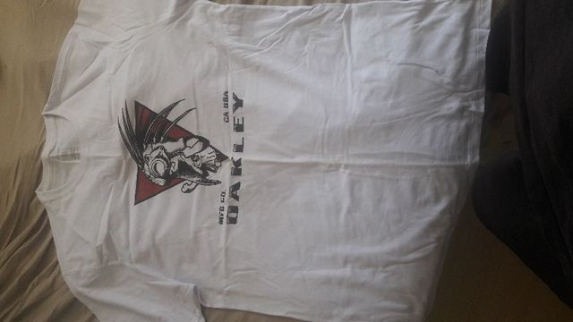 Camiseta elite Oakley nova sem detalhes