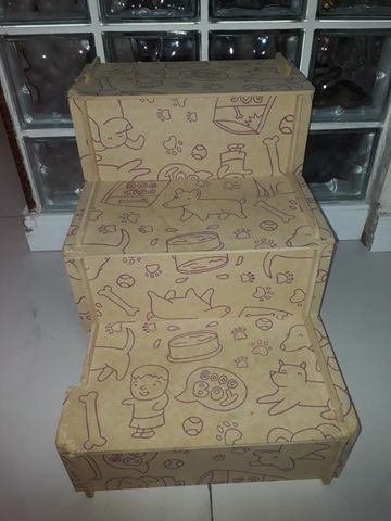 Escada para pet desmontável em MDF