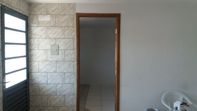 Apartamento 01 Quarto Livre de condomínio, sem taxa de água- Capão Raso - Foto 5