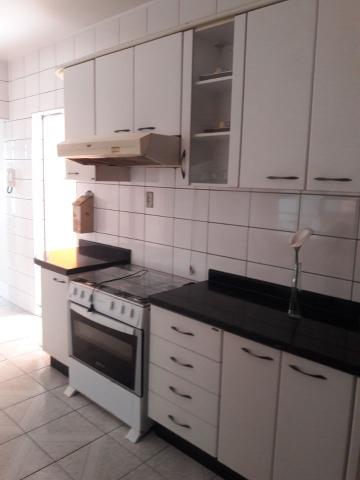 APARTAMENTO NO BAIRRO FÁBRICAS